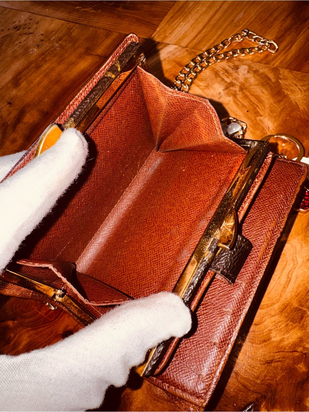Louis Vuitton vintage monogram French kiss lock wallet, brown - Picture 13 of 16